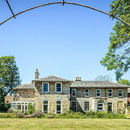 Cosy Wolf Bed & Breakfast-3